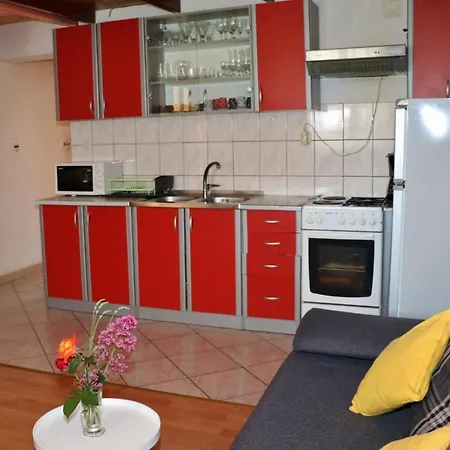 Duje בית הארחה זאדאר